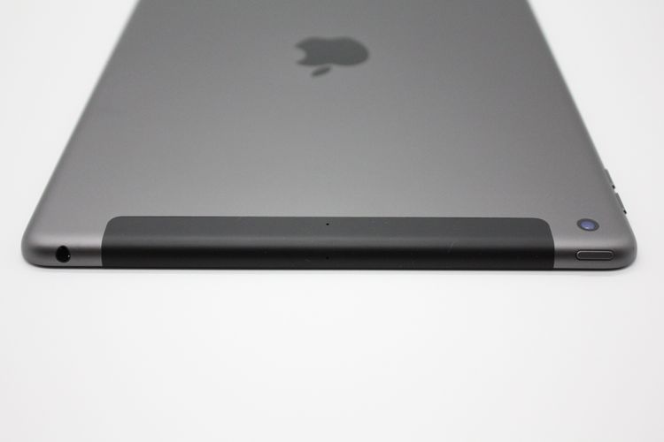 ����Ʊ���� iPad ��9���� 64GB Wi-Fi + Cellular��ǥ� ���ڡ������쥤
