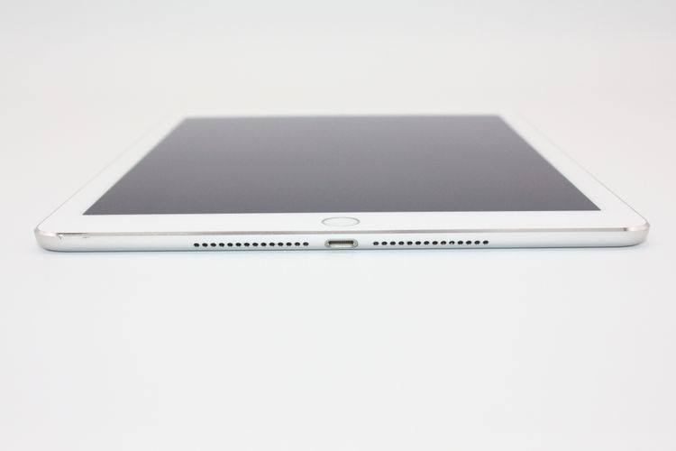 iPad Air 2 Wi-Fi + Cellular 16GB ����С� au B���