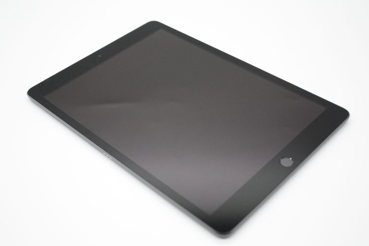 iPad ��9���� 64GB Wi-Fi + Cellular��ǥ� ���ڡ������쥤 B���
