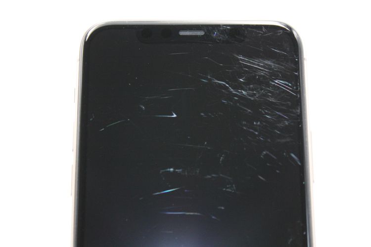 �������ò� �Хåƥ꡼�����ɹ�(100��) iPhone11Pro 64GB ������� C���
