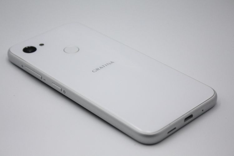 ���� GRATINA KYV48 �ۥ磻�� A���