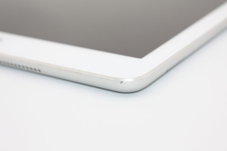 iPad ��5���� Wi-Fi+Cellular��ǥ� 32GB SIM���å�����Ѥ� B���