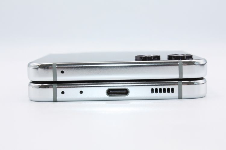 ���� �������ò� Galaxy Z Flip5 SCG23 �ߥ�� SIM�ե꡼ A���