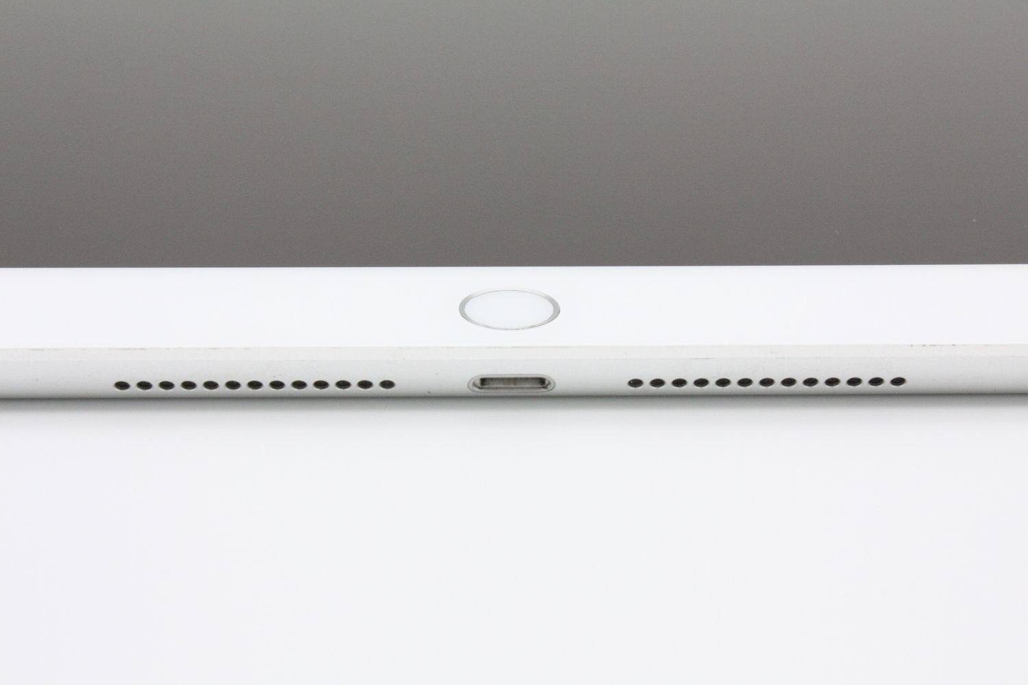 ムスビー｜iPad 第7世代 Wi-Fi+Cellular 32GB SIMフリー Silver B