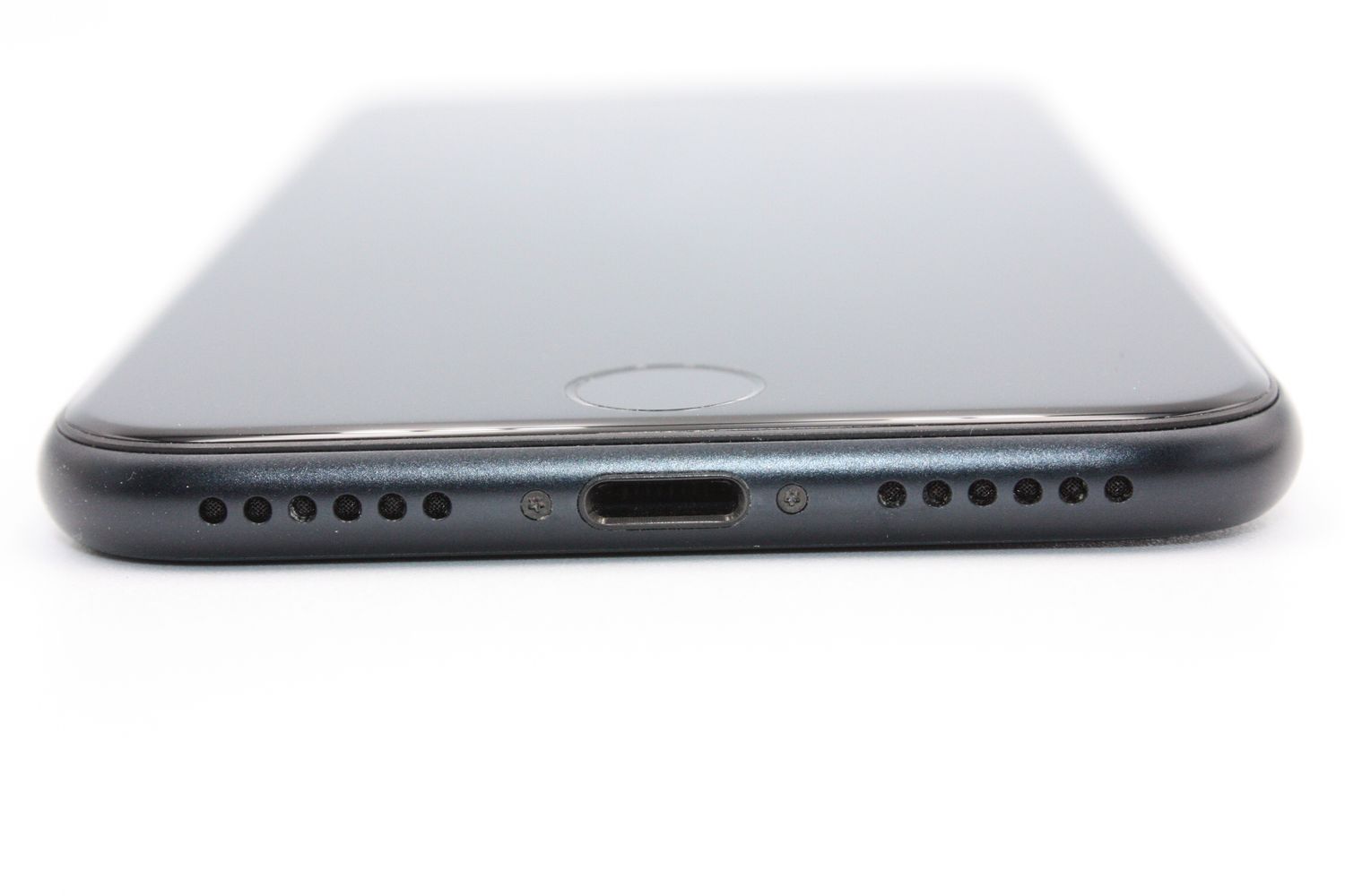 ムスビー｜美品 バッテリー状態良好(99％) iPhone SE 第3世代