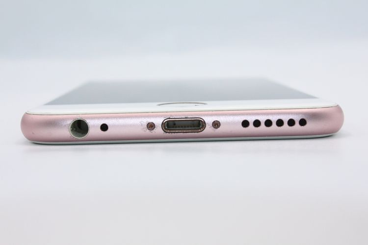�������ò� �Хåƥ꡼�����ɹ�(99��) iPhone6s 16GB ������������� C���