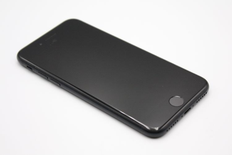 iPhoneSE ��3���� 64GB SIM�ե꡼ �ߥåɥʥ��� B���