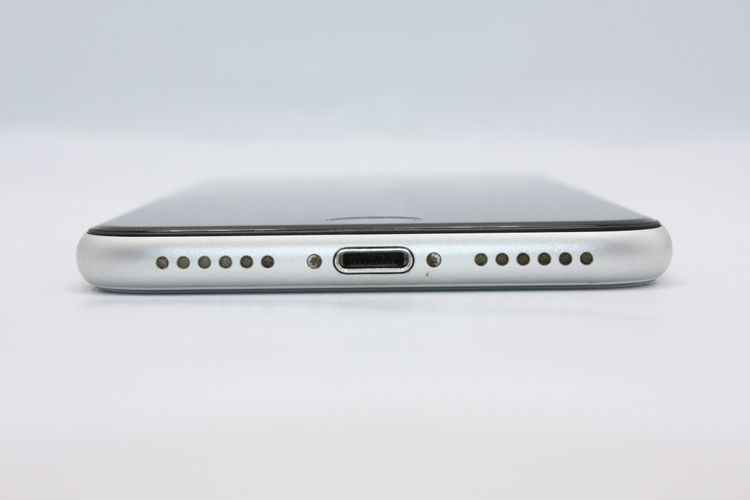 �������ò� iPhoneSE ��2���� 64GB �ۥ磻�� SIM���å�����Ѥ� B���