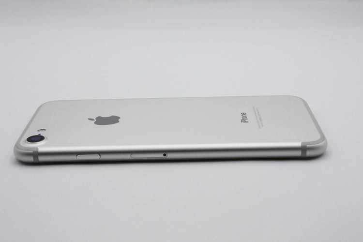 iPhone7 32GB SIM���å�����Ѥ� ����С�