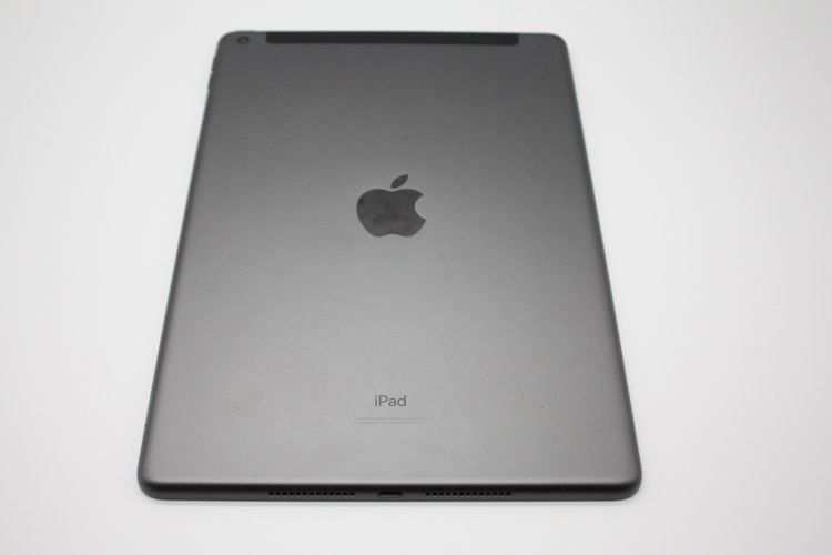 iPad ��9���� 64GB Wi-Fi + Cellular��ǥ� ���ڡ������쥤 B���