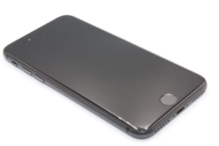iPhone8 64GB SIM���å�����Ѥ� ���ڡ������쥤