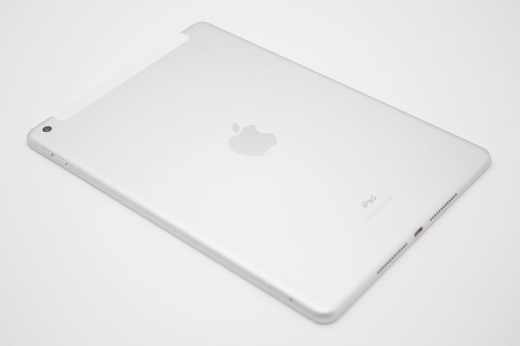 iPad ��7���� Wi-Fi+Cellular 32GB SIM�ե꡼ ����С� B���