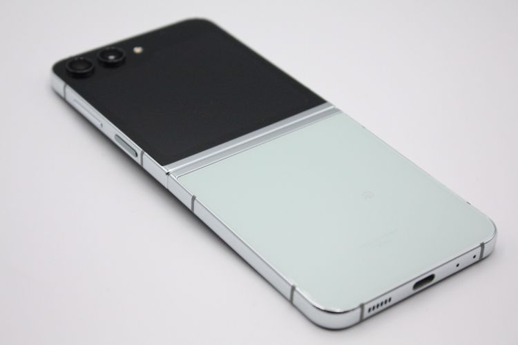 ���� Galaxy Z Flip5 SCG23 �ߥ�� SIM�ե꡼ A���