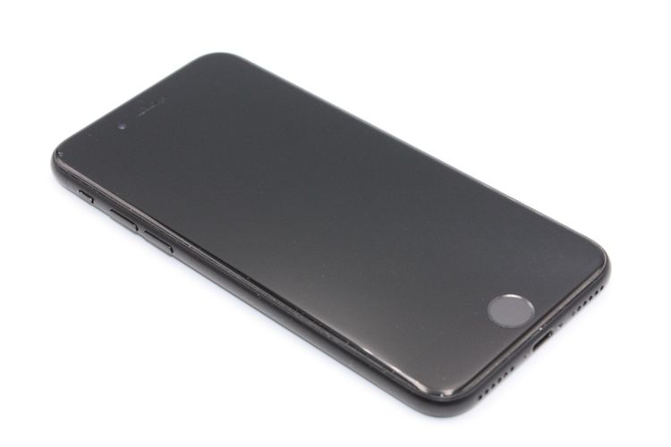 iPhoneSE ��2���� 64GB �֥�å� SIM���å�����Ѥ� C���