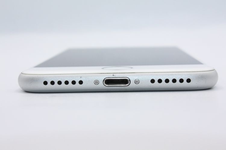 iPhone7 32GB SIMåѤ С B