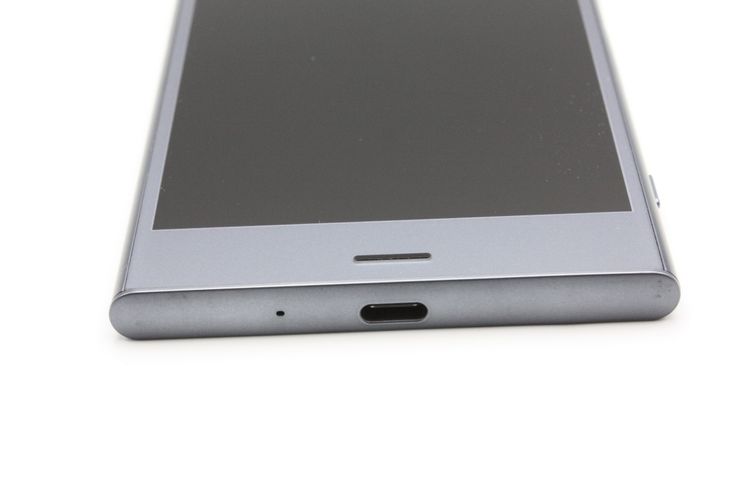 Xperia XZ1 SOV36 �ࡼ���åȥ֥롼 SIM���å�����Ѥ� B���