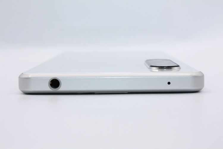 Xperia 1 II SOG01 �ۥ磻�� SIM���å�����Ѥ� C���