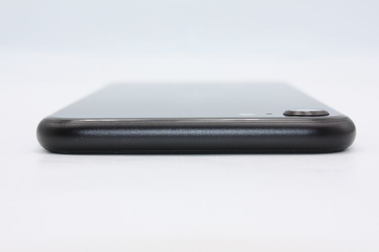 iPhoneSE ��2���� 64GB �֥�å� SIM���å�����Ѥ� B���