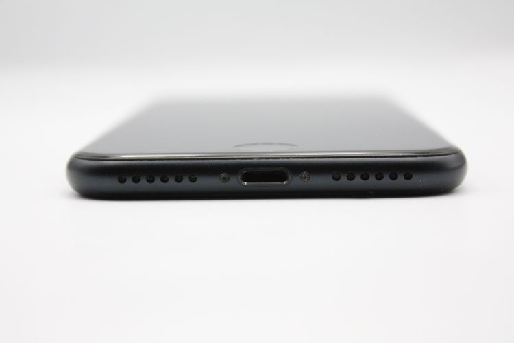 iPhoneSE ��3���� 64GB SIM�ե꡼ �ߥåɥʥ��� B���