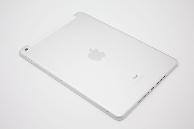 �ò� iPad ��6���� 32GB Wi-Fi+Cellular��ǥ� Silver B���