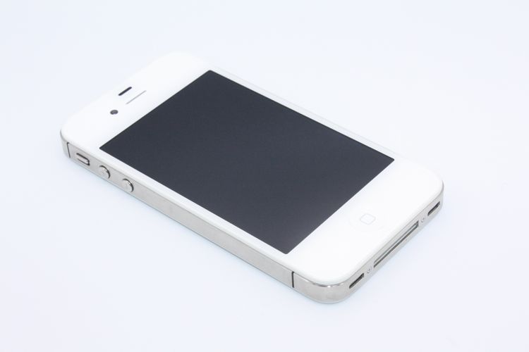 iPhone4s 32GB �ۥ磻�� �������