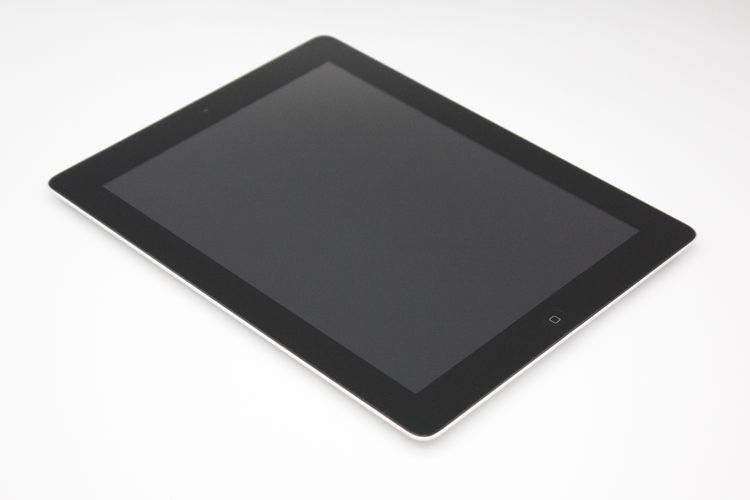 �������ò� iPad ��4���� Wi-Fi��ǥ� 16GB �֥�å� B���