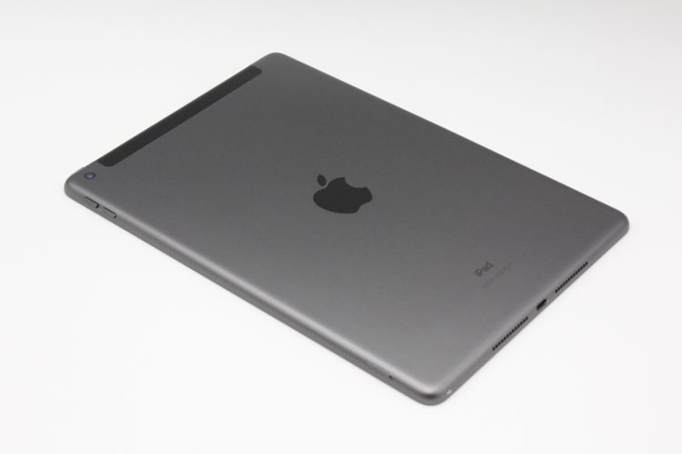 iPad ��9���� 64GB Wi-Fi + Cellular��ǥ� ���ڡ������쥤 B���