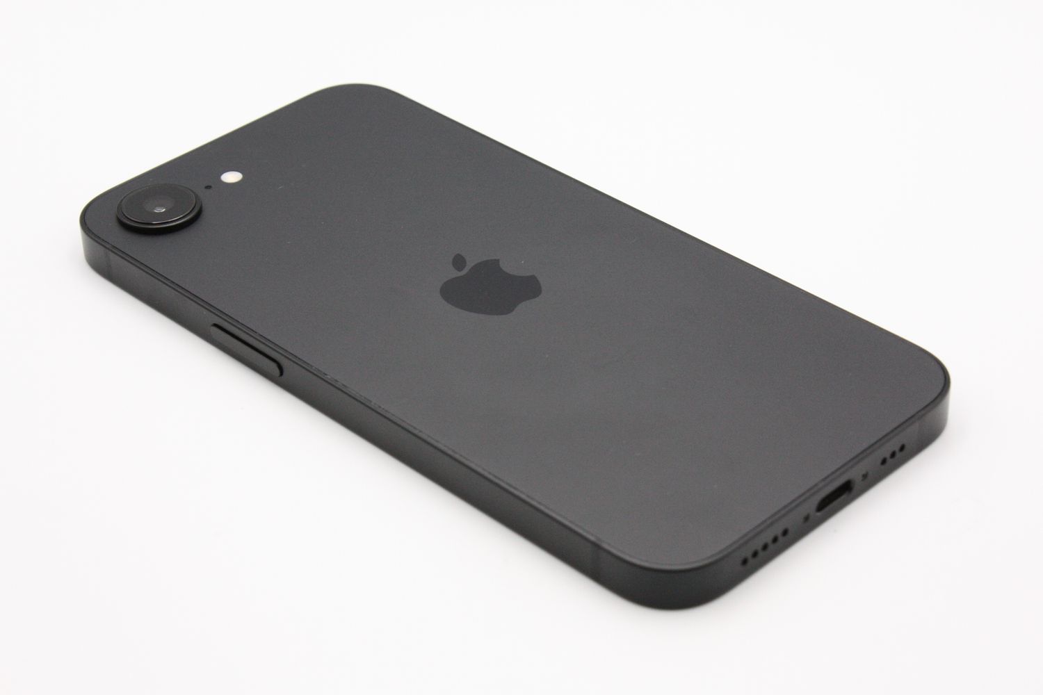 ムスビー｜訳あり特価 バッテリー状態良好(100%) iPhone16e 128GB