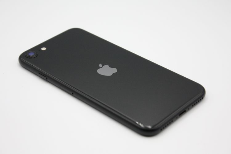 ���� iPhoneSE ��2���� 64GB �֥�å� SIM���å�����Ѥ� A���