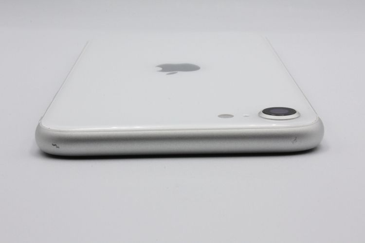 �������ò� iPhoneSE ��2���� 64GB �ۥ磻�� SIM���å�����Ѥ� C���