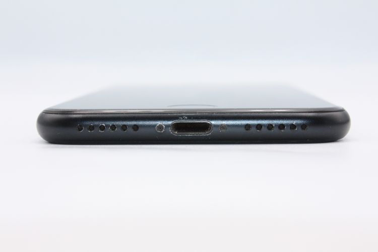 iPhoneSE ��3���� 64GB SIM�ե꡼ �ߥåɥʥ��� B���