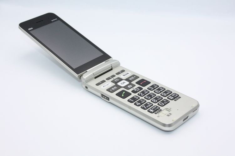 ���� ���󤿤󥱡����� KYF41 �����ѥ󥴡���� SIM���å�����Ѥ� A���