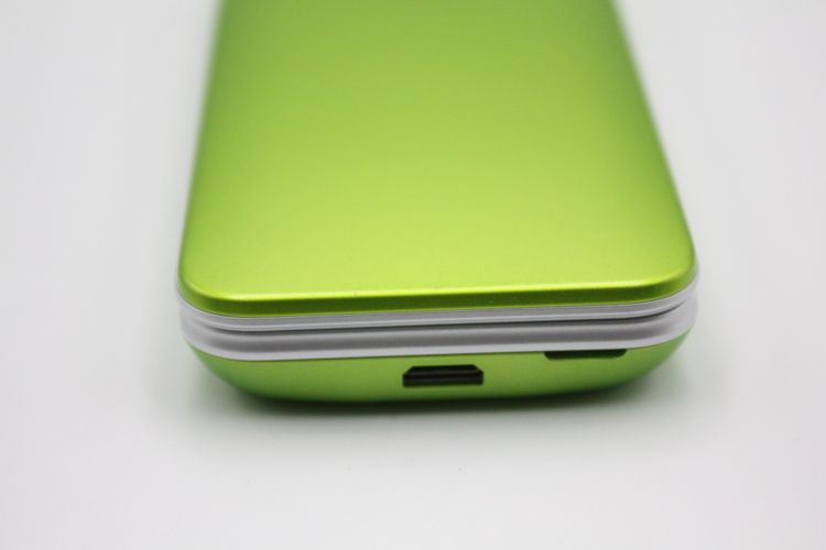 GRATINA KYF37 ���꡼�� SIM���å�����Ѥ� B���