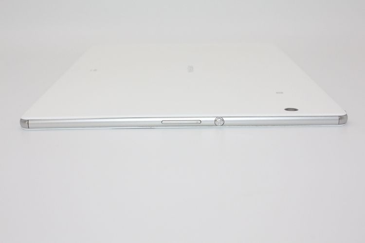 Xperia Z4 Tablet SOT31 白 ムスビー｜新品未使用 au SONY Xperia Z4 Tablet SOT31 ホワイト