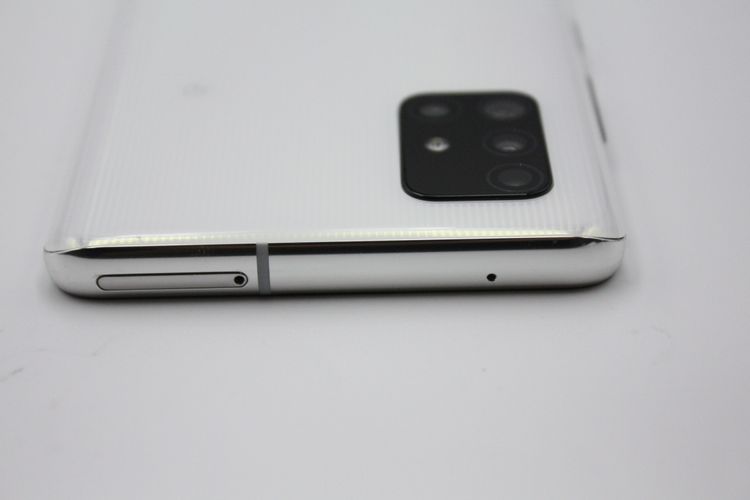 �������ò� ���� Galaxy A51 5G SCG07 �ۥ磻��