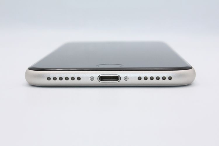iPhoneSE ��3���� 64GB SIM�ե꡼ �������饤�� C���