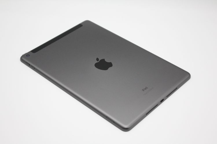 ���� iPad ��9���� 64GB Wi-Fi + Cellular��ǥ� ���ڡ������쥤 A���
