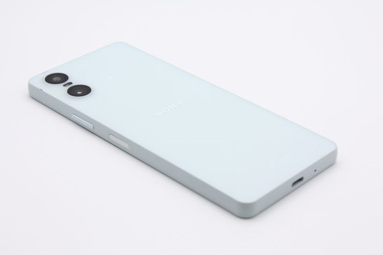 Xperia 10 VI SOG14 au��SIM�ե꡼ �֥롼 B���
