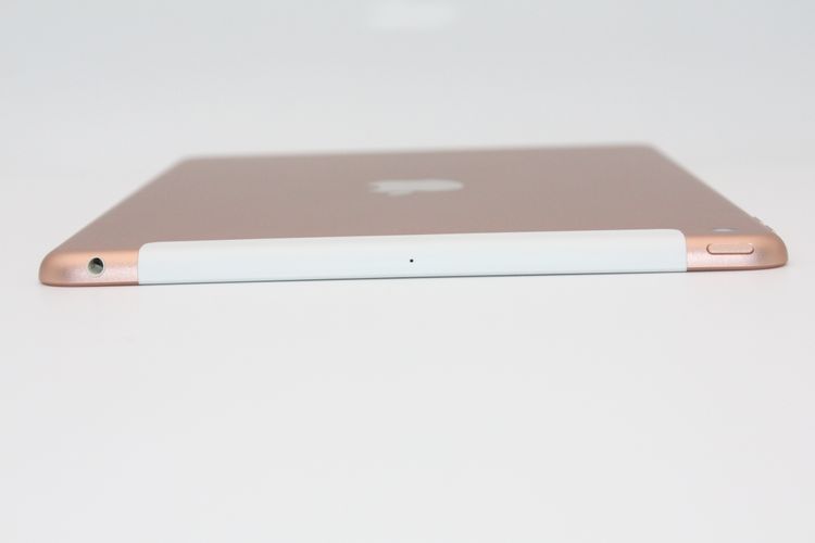 iPad ��6���� 32GB Wi-Fi+Cellular��ǥ� ������� B���