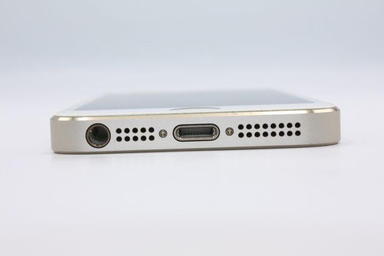 �������ò� iPhone5s 16GB au ������� B���