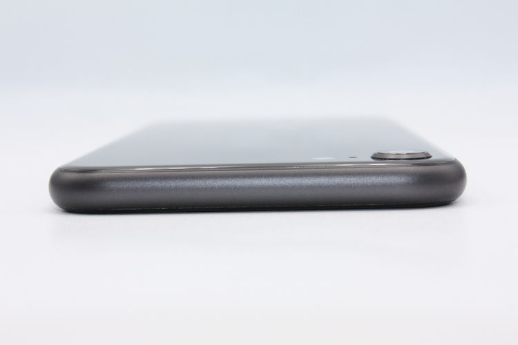 iPhone8 64GB SIM���å�����Ѥ� ���ڡ������쥤 C���