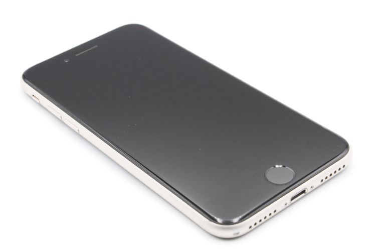 iPhoneSE ��3���� 64GB SIM�ե꡼ �������饤�� B���