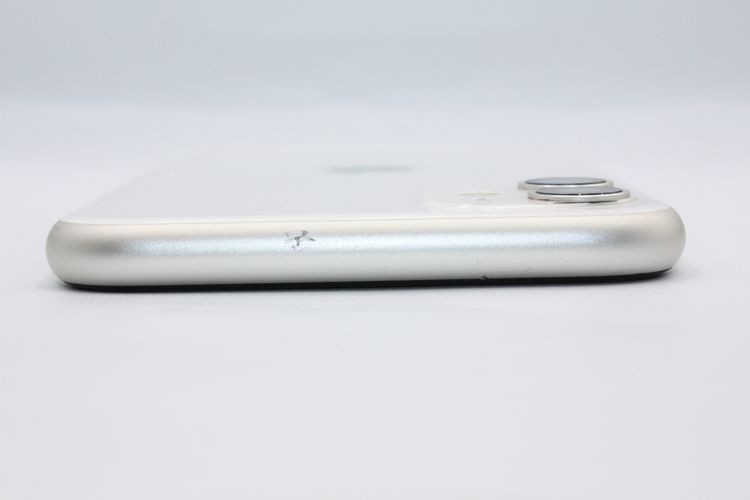 �������ò� iPhone11 64GB SIM���å�����Ѥ� �ۥ磻�� �������