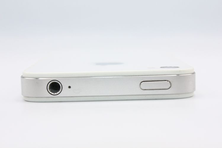 iPhone4s 16GB �ۥ磻�� au B���