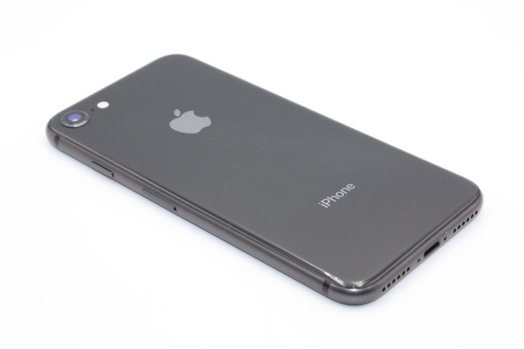 �������ò� iPhone8 64GB SIM���å�����Ѥ� ���ڡ������쥤 C���