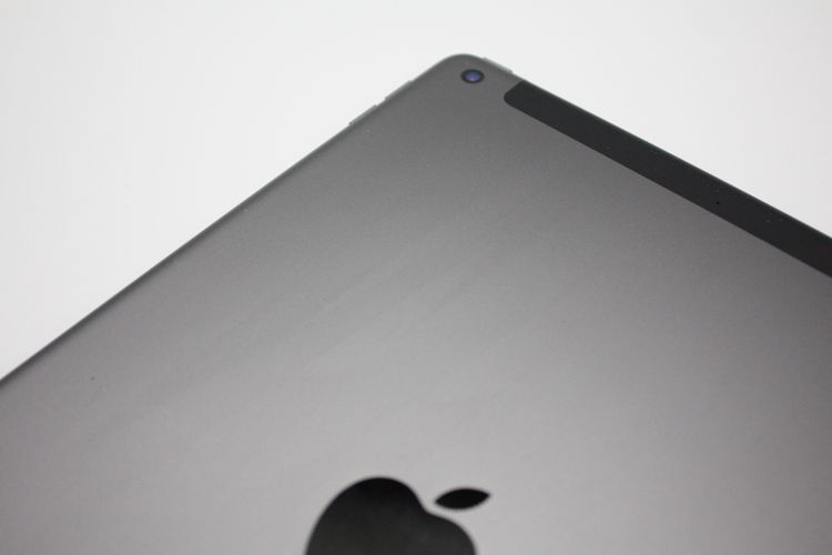 iPad ��9���� 64GB Wi-Fi + Cellular��ǥ� ���ڡ������쥤 B���