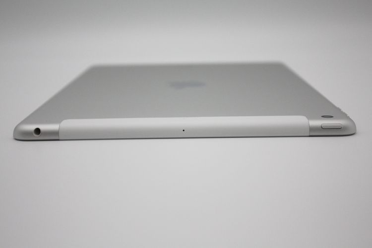 ���� iPad ��7���� Wi-Fi+Cellular 32GB SIM�ե꡼ ����С� A���