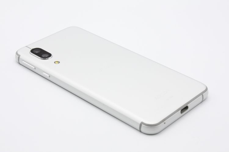 ���� AQUOS sense3 SH-02M ����С��ۥ磻�� SIM���å�����Ѥ� A���