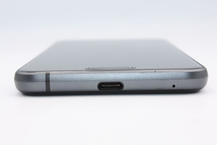 AQUOS sense3 SHV45 Black SIMåѤ C