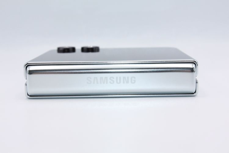 �������ò� Galaxy Z Flip5 SCG23 �ߥ�� au��SIM�ե꡼ B���